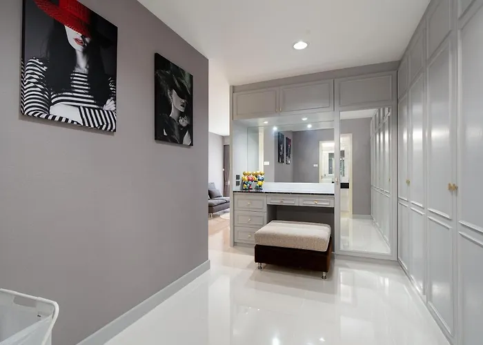 Villa ลาดกระบังบิซโฮม Latkrabangbishome *